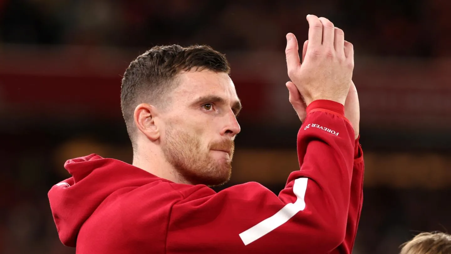Andy Robertson dans le tunnel d'Anfield lors de son annonce de départ de Liverpool