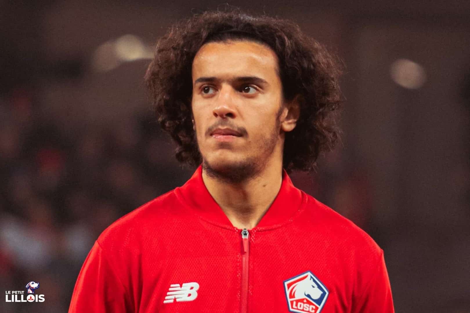 Ayyoub Bouaddi milieu du LOSC Lille en action sur le terrain