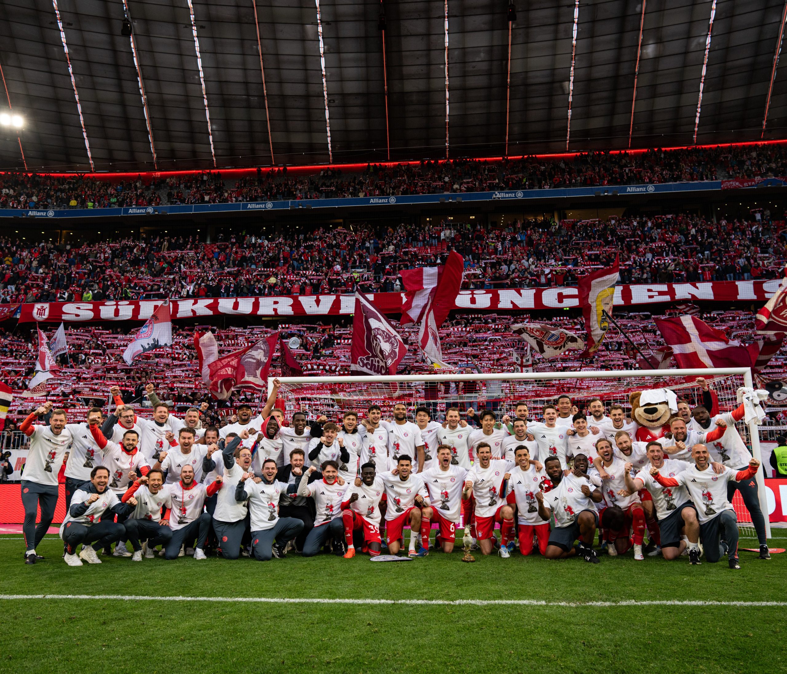 Bayern Munich champion de Bundesliga 2026 - 35e titre célébration Allianz Arena