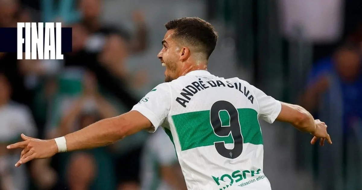 Joueurs de l Atletico Madrid apres la defaite contre Elche en Liga