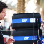 Réunion FIA règlement F1 2026 Toto Wolff et Laurent Mékies en discussion