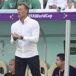 Herve Renard sur le banc de touche en Arabie Saoudite