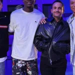 Kylian Mbappé et Achraf Hakimi sur le plateau de The Bridge en avril 2026