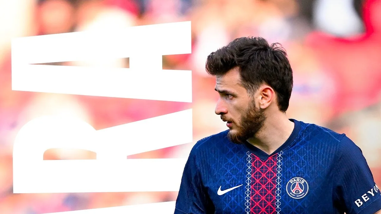 Kvaratskhelia célèbre son doublé lors de PSG 3-0 Nantes, Ligue 1, 22 avril 2026