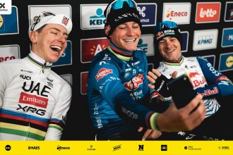 Tadej Pogacar victorieux au Tour des Flandres 2026 à Audenarde