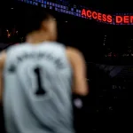 Victor Wembanyama San Antonio Spurs DPOY 2026 premier vainqueur unanime