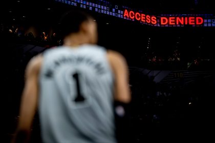 Victor Wembanyama San Antonio Spurs DPOY 2026 premier vainqueur unanime