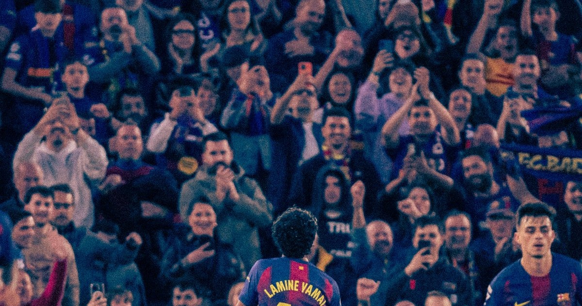 Lamine Yamal célèbre son but lors du derby Barca-Espanyol, match de la Liga avril 2026