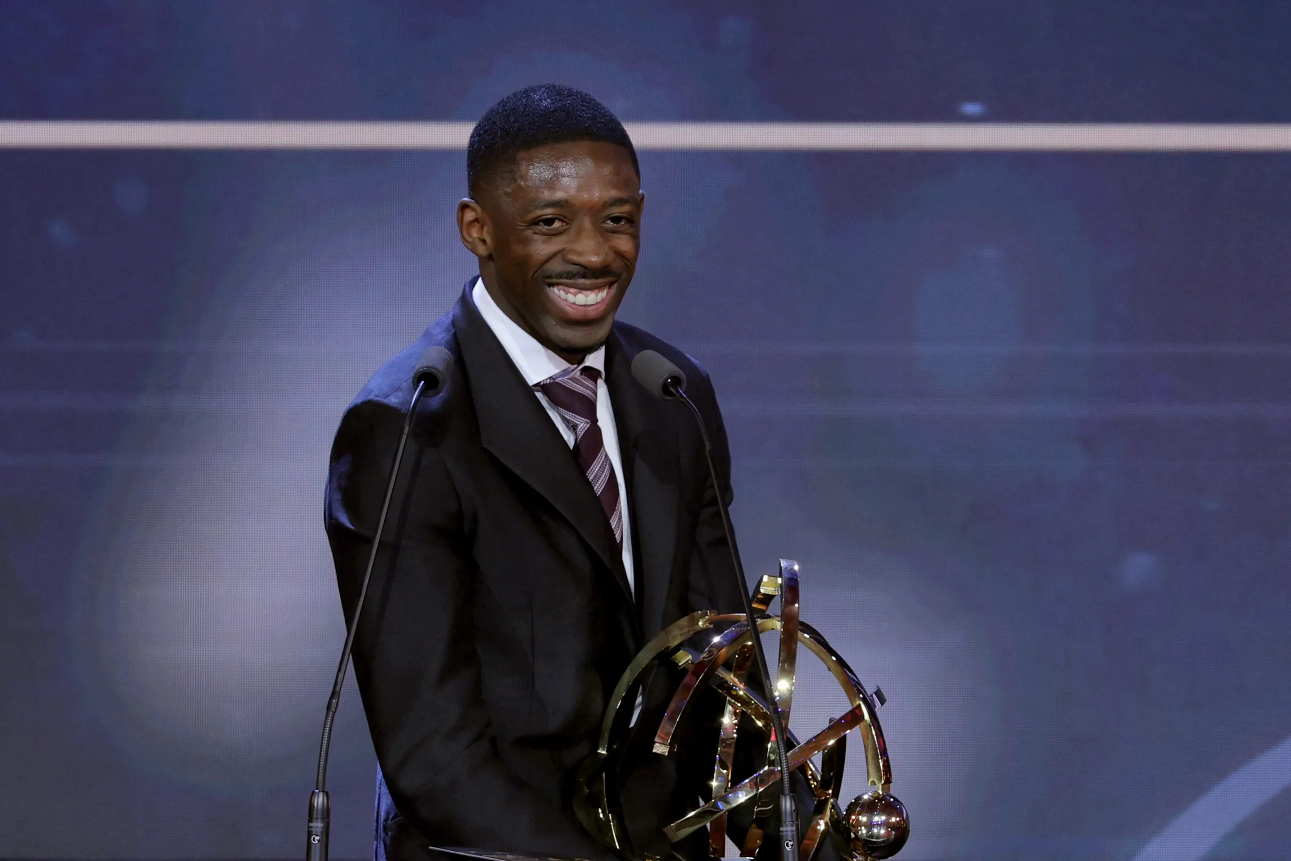 Ousmane Dembélé soulève la Ligue des Champions 2026 avec le PSG, favori Ballon d'Or