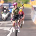 Jonas Vingegaard lors de l’étape 16 du Giro 2026 sur la montée de Carì