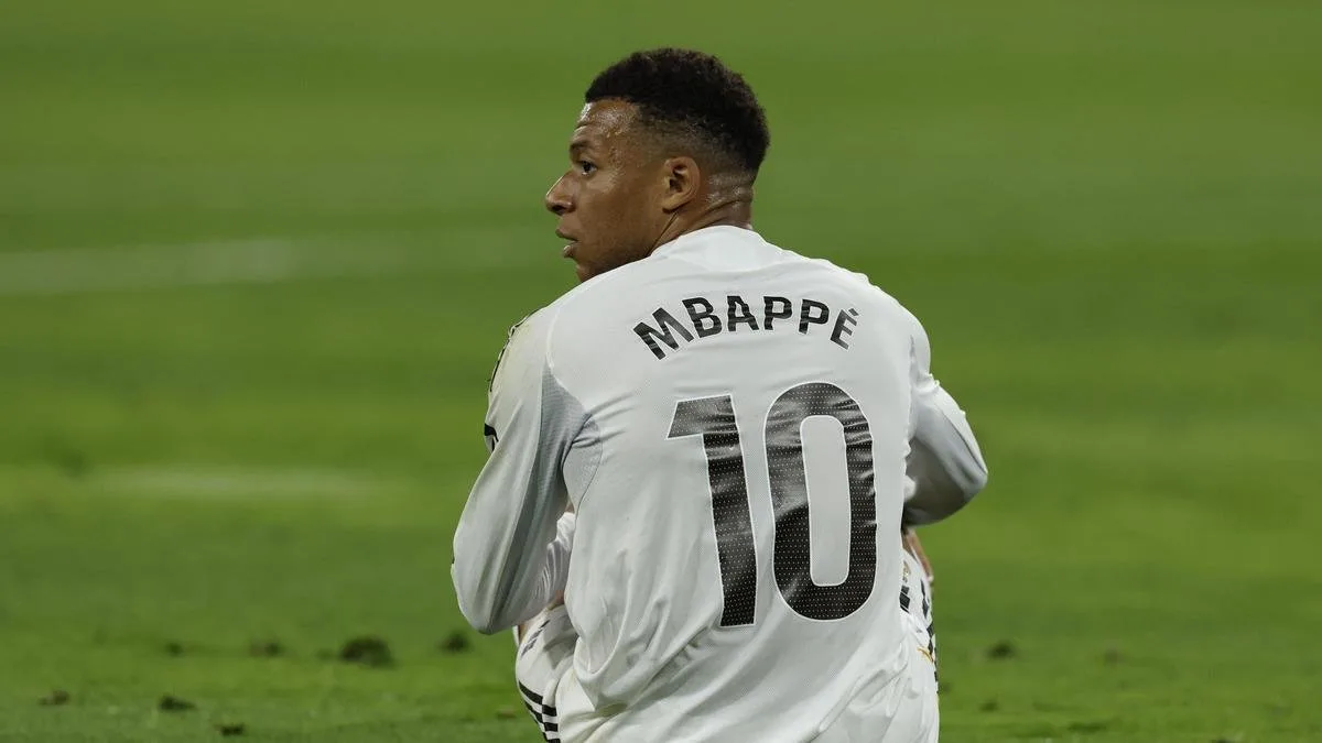 Kylian Mbappé en maillot du Real Madrid lors de la saison 2025-2026