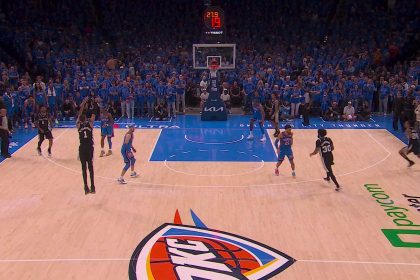 Victor Wembanyama en action lors du Game 1 Spurs-Thunder Finales de Conférence Ouest NBA 2026