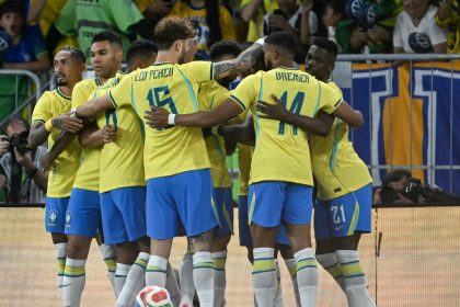 Les joueurs du Bresil celebrent un but en match amical de preparation a la Coupe du Monde 2026