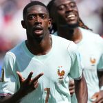 Les joueurs de l'équipe de France célèbrent leur qualification en 16es de finale de la Coupe du Monde 2026