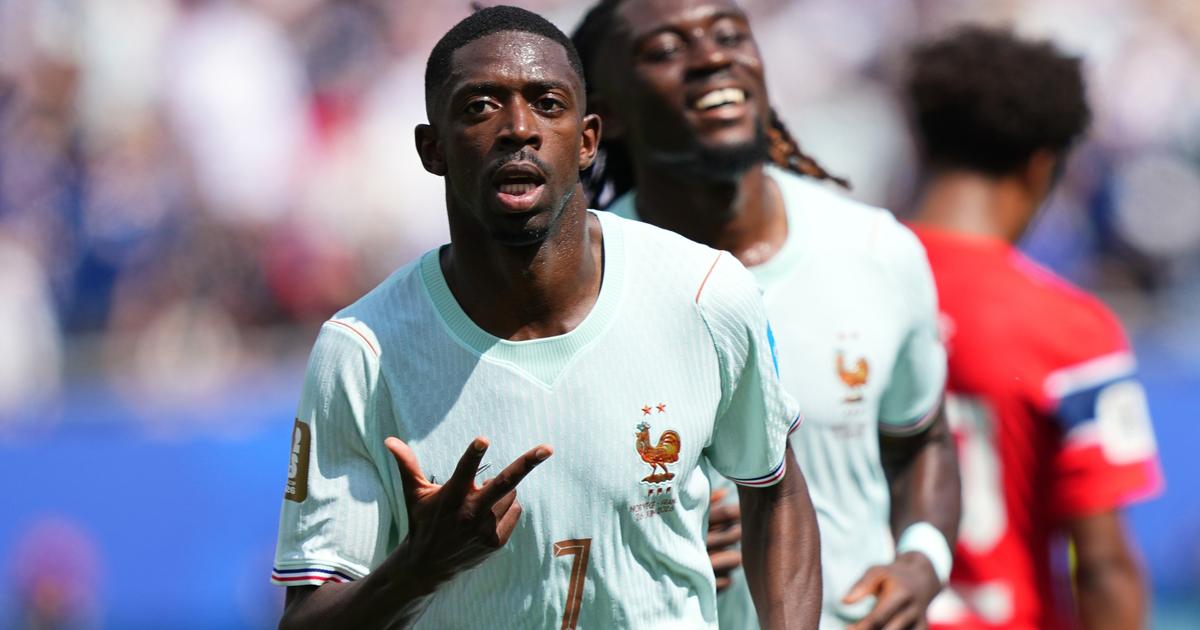 Les joueurs de l'équipe de France célèbrent leur qualification en 16es de finale de la Coupe du Monde 2026