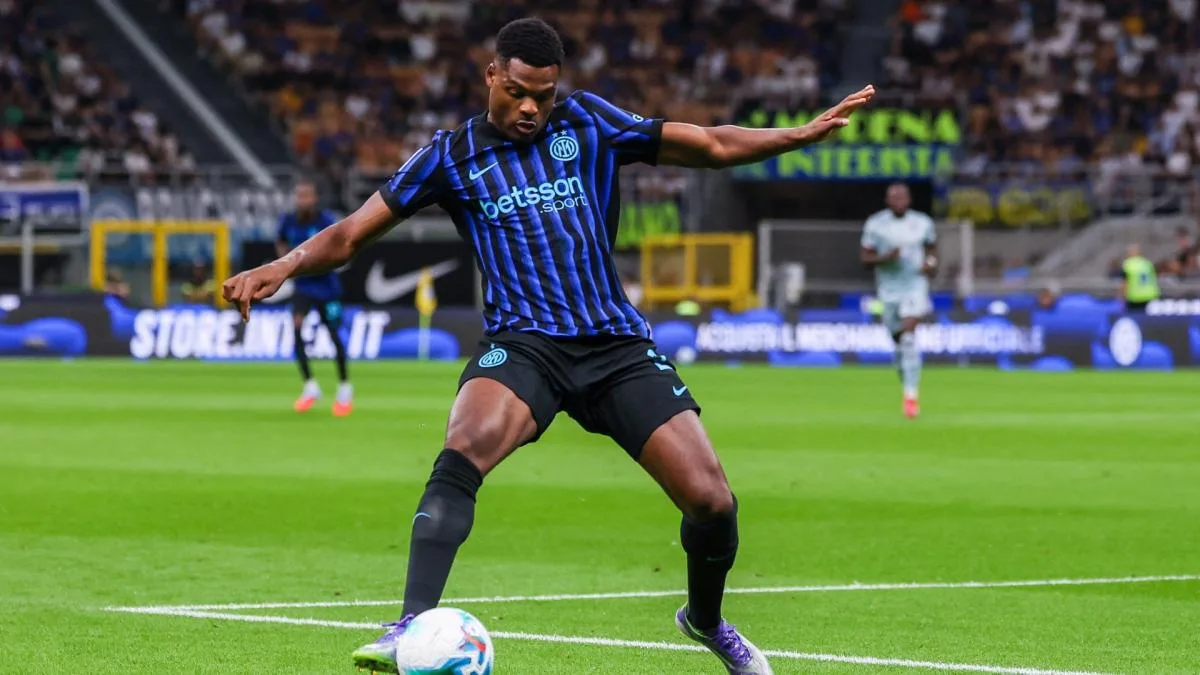 Denzel Dumfries signe au Real Madrid — transfert HERE WE GO juin 2026