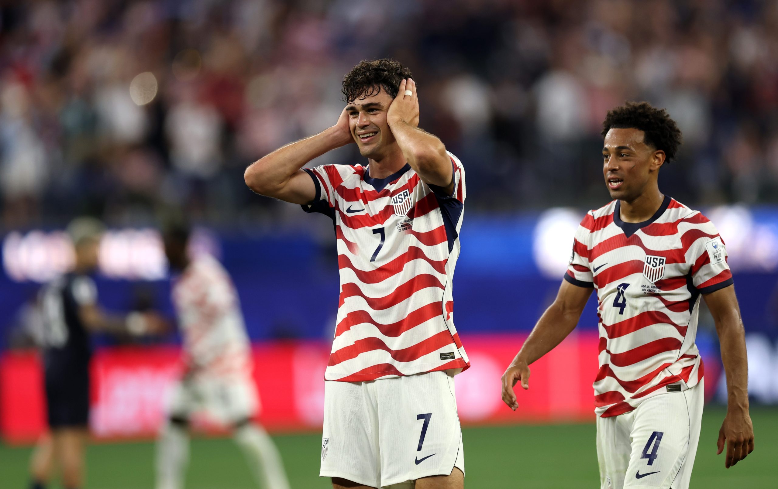 Folarin Balogun et les États-Unis dominent le Paraguay 4-1 lors de la Coupe du Monde 2026 au SoFi Stadium