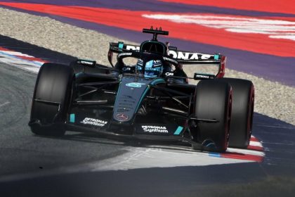 George Russell (Mercedes) célèbre sa victoire au Grand Prix d'Autriche 2026 sur le Red Bull Ring