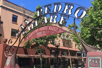 Entrée de San Pedro Square à San José, fan-zone de la Coupe du monde 2026
