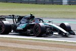 Kimi Antonelli sur la Mercedes lors des qualifications du GP de Grande-Bretagne 2026 à Silverstone
