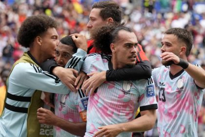 Joueurs belges célèbrent un but contre le Sénégal en Coupe du Monde 2026