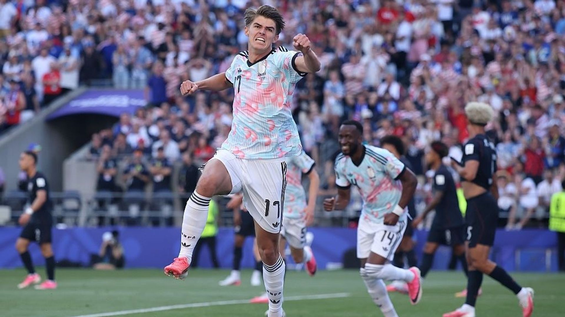 Charles De Ketelaere buteur pour la Belgique face aux États-Unis en 8es de finale