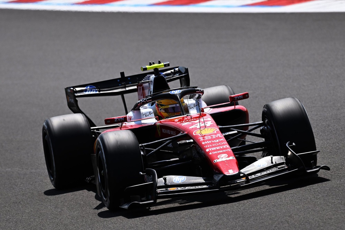 Monoplace Ferrari sur le circuit de Silverstone lors du GP de Grande-Bretagne 2026