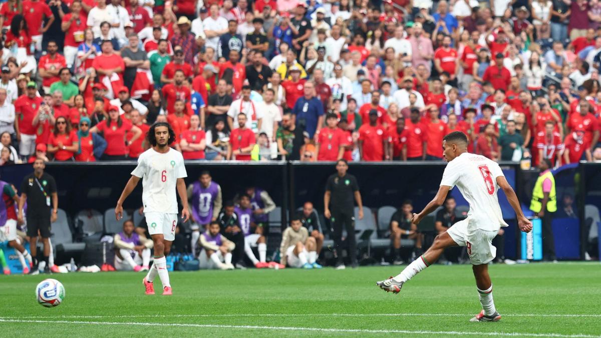Azzedine Ounahi tire lors du match Canada-Maroc, 8e de finale de la Coupe du Monde 2026