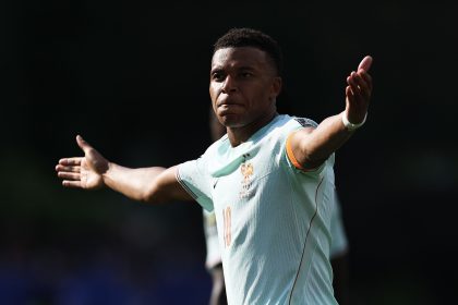 Kylian Mbappé célèbre avec l'équipe de France lors du quart de finale contre le Maroc, Coupe du monde 2026