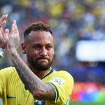 Neymar en larmes après l'élimination du Brésil face à la Norvège, avant l'annonce de sa retraite internationale