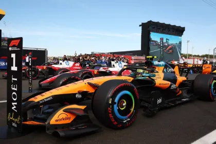 Monoplace McLaren de Lando Norris en pole position après les qualifications du GP de Hongrie