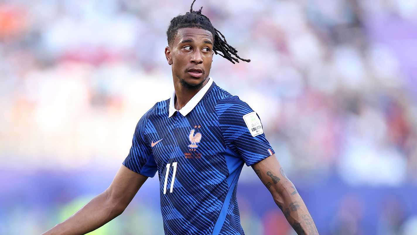 Michael Olise sous le maillot de l'équipe de France lors de la Coupe du Monde 2026