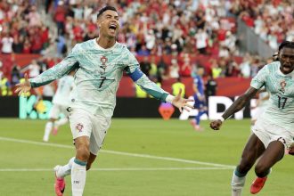 Cristiano Ronaldo célèbre son penalty face à la Croatie en 16es de finale de la Coupe du Monde 2026