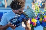 Arthur Fils embrasse le trophée du Masters 1000 de Cincinnati 2026