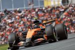 Monoplace McLaren de Lando Norris devant le public de Zandvoort en qualifications