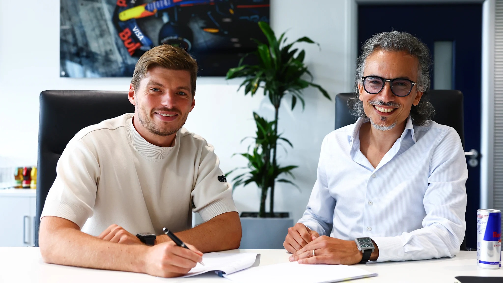 Max Verstappen signe sa prolongation de contrat avec Red Bull jusqu'en 2030