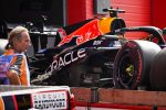 Monoplace Red Bull de Max Verstappen accidentée ramenée au garage après son abandon au GP des Pays-Bas 2026 à Zandvoort