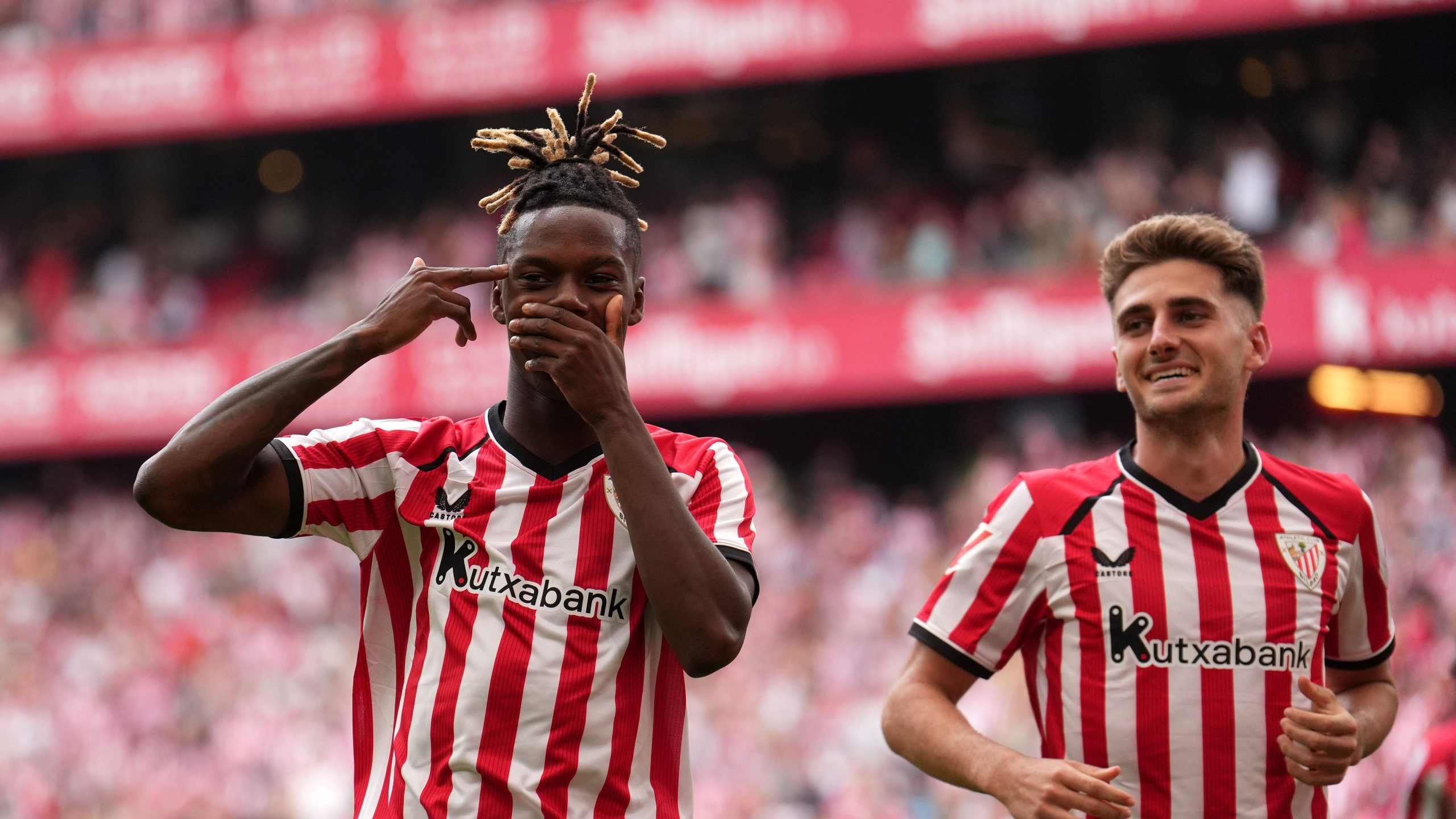 Joueurs de l'Athletic Club célèbrent un but face à l'Atlético Madrid en Liga