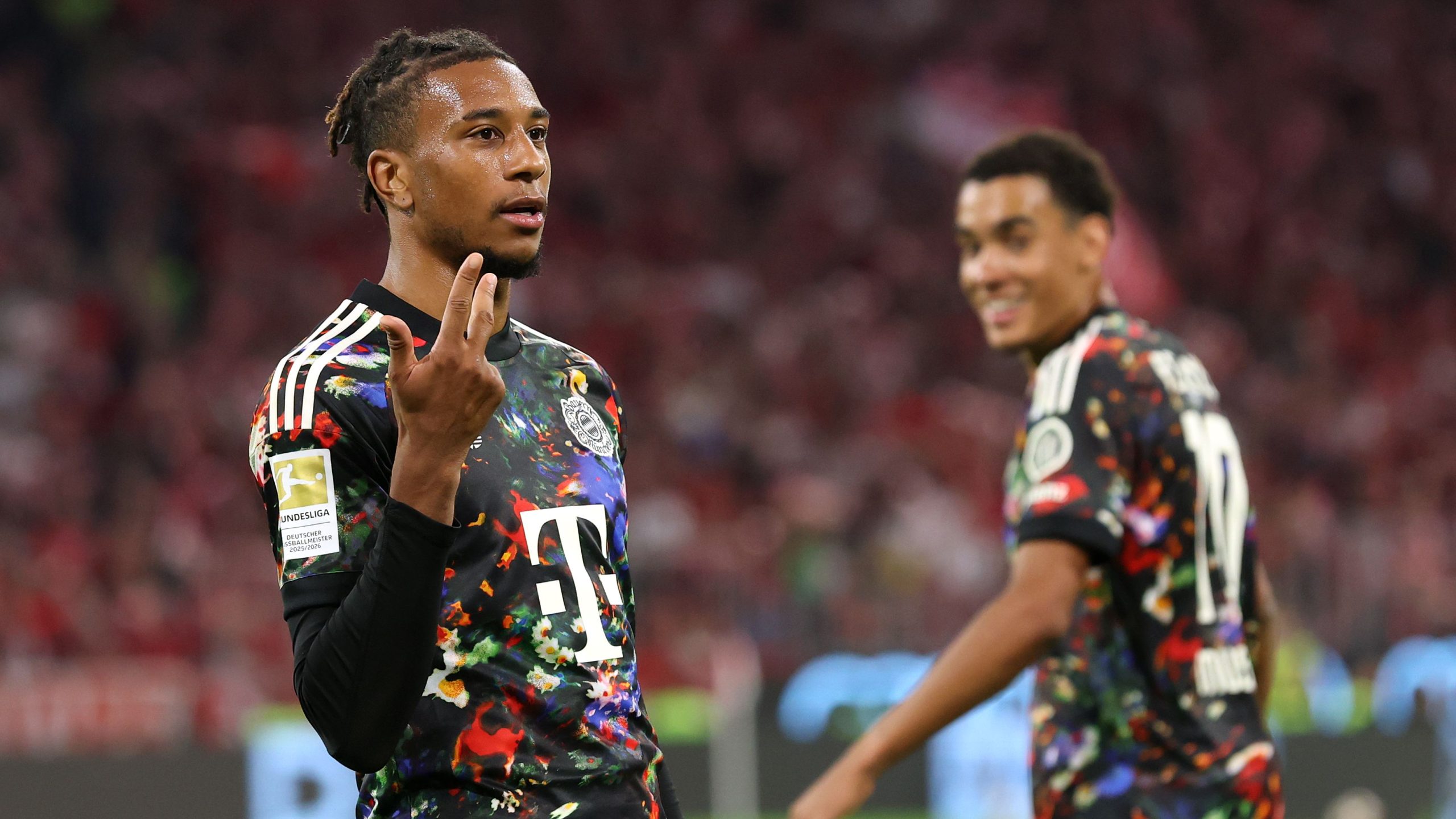 Michael Olise fête son triplé lors de Bayern Munich - Union Berlin en Bundesliga