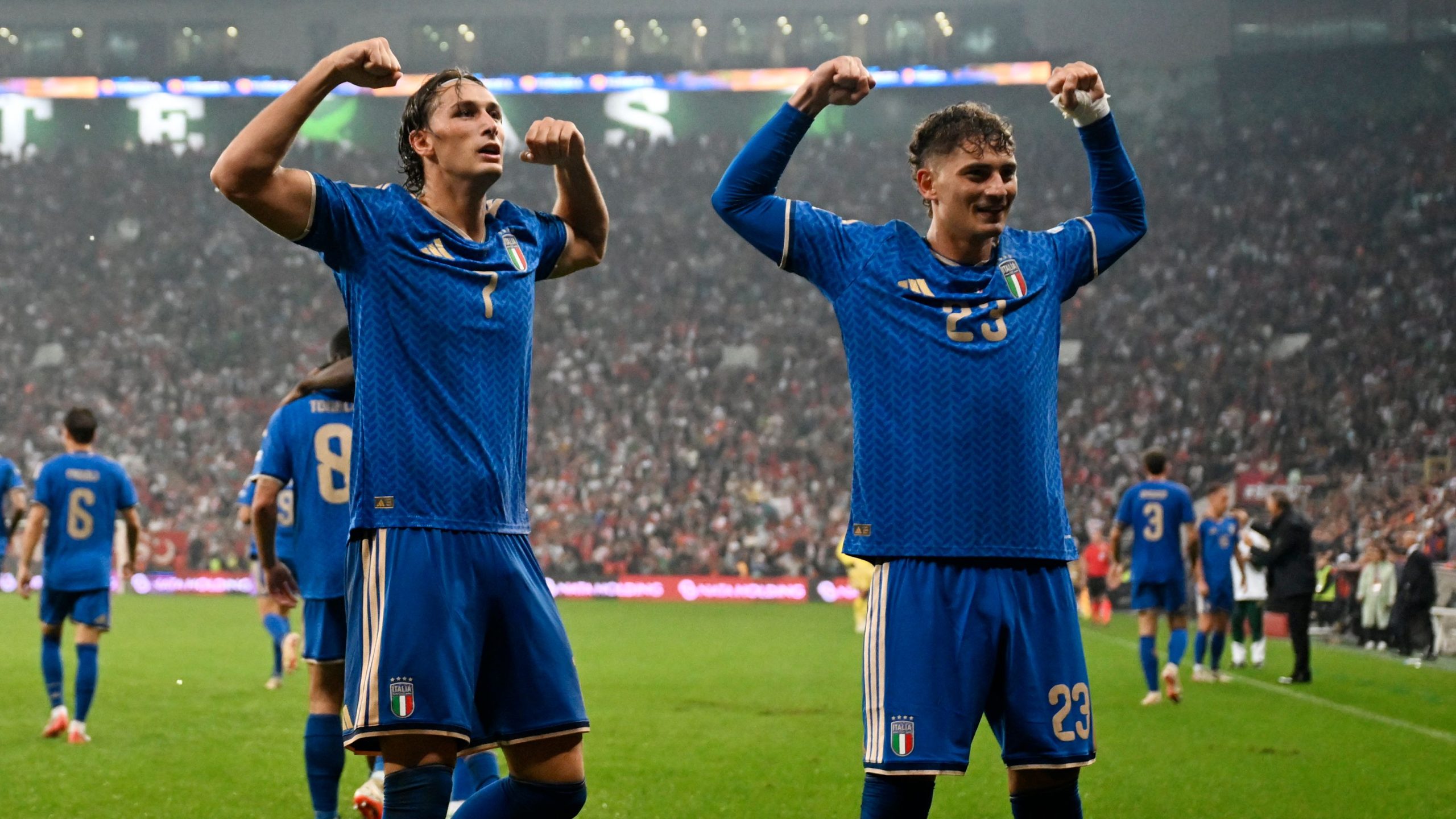 Les joueurs de l'Italie célèbrent un but lors de la victoire 4-1 en Turquie en Ligue des nations le 28 septembre 2026