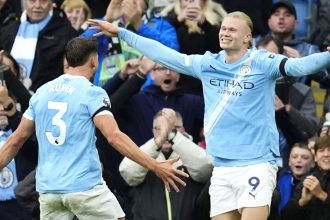 Erling Haaland célèbre son but face à Manchester United lors de la 4e journée de Premier League