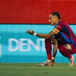 Raphinha, capitaine du FC Barcelone, lors du match à Séville en Liga (7e journée)