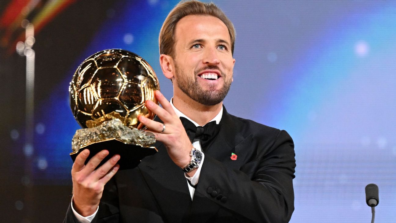 Harry Kane brandit le trophée du Ballon d'Or 2026 sur la scène du London Palladium