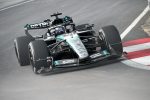 Mercedes de George Russell en piste à Marina Bay pendant l'EL1 du GP de Singapour 2026