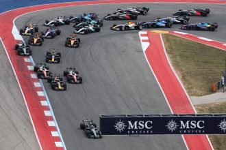 Départ du GP des États-Unis 2026 à Austin avec la Mercedes de Kimi Antonelli en tête