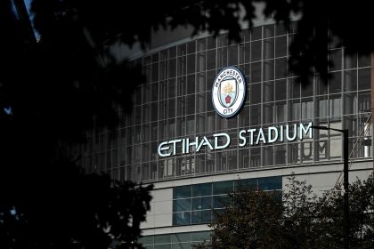Façade de l'Etihad Stadium de Manchester City, visé par des sanctions de la Premier League