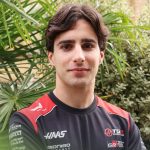 Rafael Camara, nouveau pilote Haas de Formule 1 pour 2027, en tenue de l’équipe