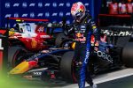 Max Verstappen fête sa pole position lors des qualifications du GP de Bahreïn 2026 à Sepang