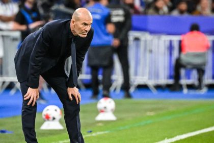 Zinédine Zidane au bord du terrain lors de France-Italie (1-1) au Stade de France, Ligue des nations, 2 octobre 2026